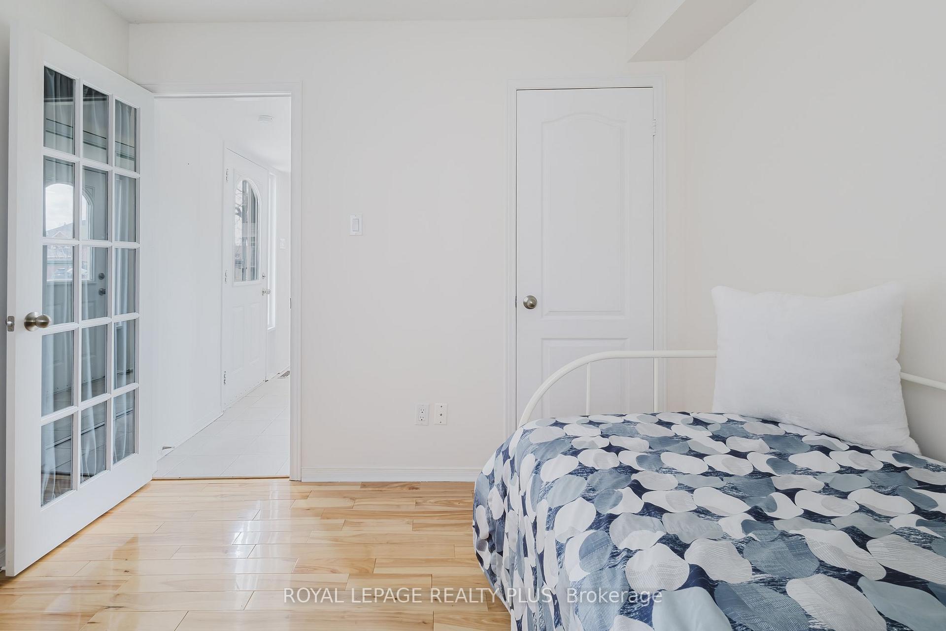 Photo 31 of Unit 53, 2530 Northampton Boulevard, Burlington, Headon — HOMEH