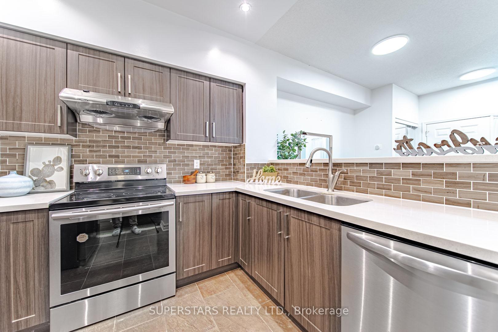 Photo 25 of Unit 3, 14 Cox Boulevard, Markham, Unionville — HOMEH