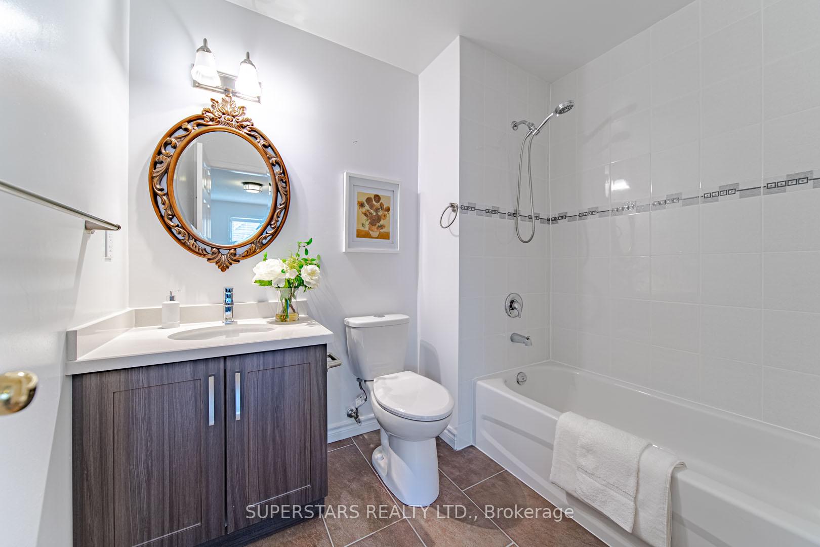 Photo 35 of Unit 3, 14 Cox Boulevard, Markham, Unionville — HOMEH