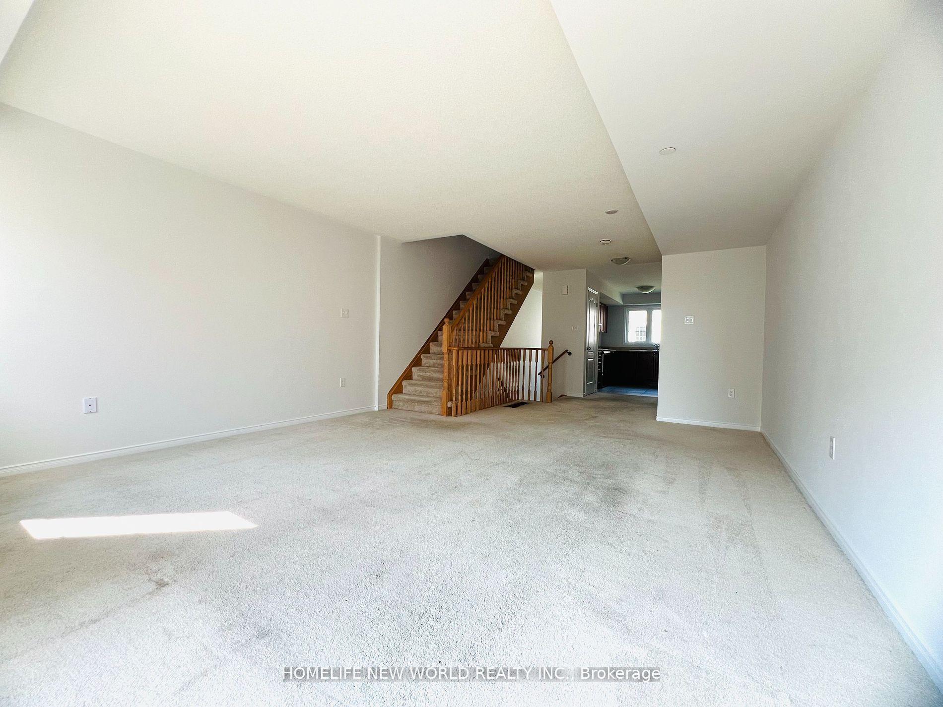 Photo 7 of 2616 Deputy Minister Path, Oshawa, Windfields — HOMEH