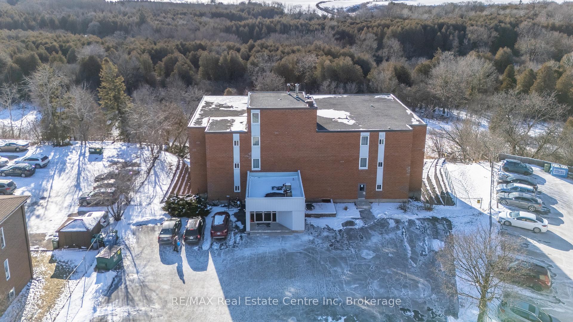 Photo 12 of Unit 102, 41 Conroy Crescent, Guelph, Dovercliffe Park/Old University — HOMEH