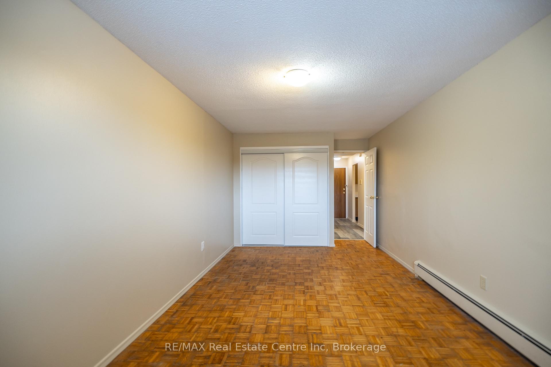 Photo 48 of Unit 102, 41 Conroy Crescent, Guelph, Dovercliffe Park/Old University — HOMEH