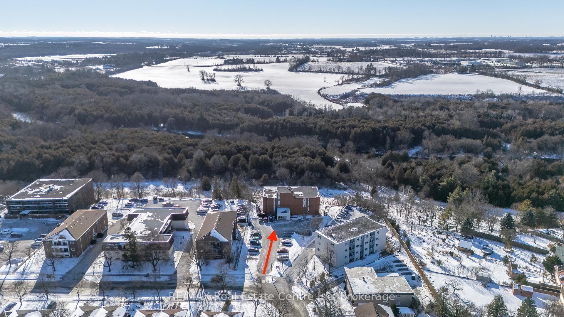 Photo 34 of Unit 102, 41 Conroy Crescent, Guelph, Dovercliffe Park/Old University — HOMEH