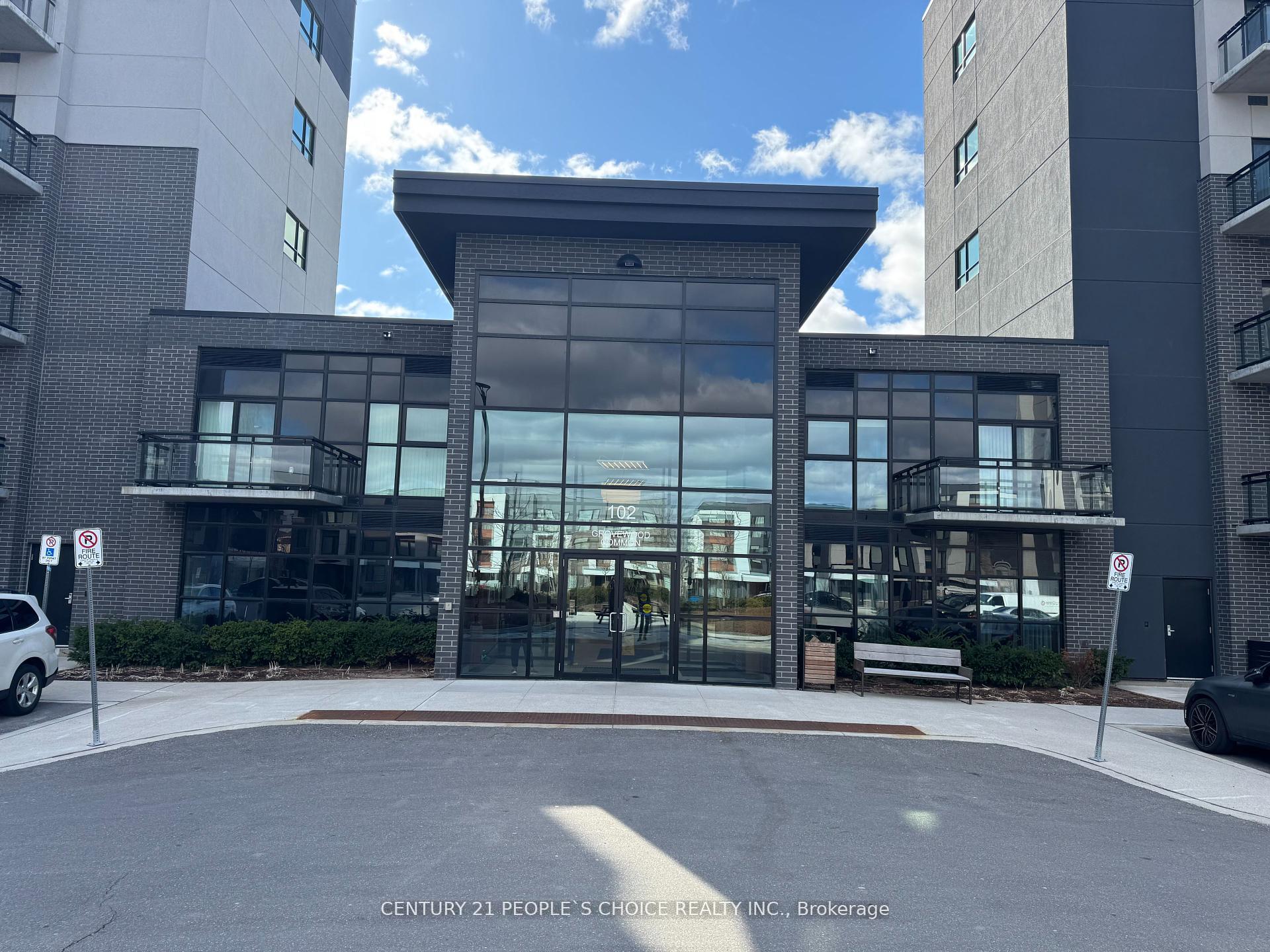 Front of Unit 337, 102 Grovewood Common