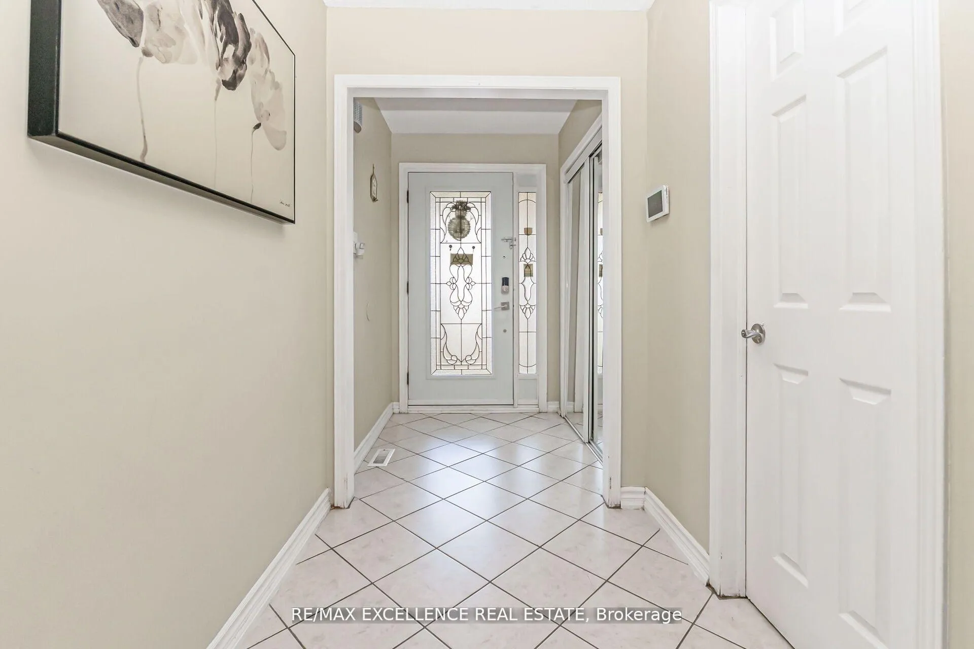 Photo 2 of 29 Faywood Drive, Brampton, Fletcher's West — HOMEH