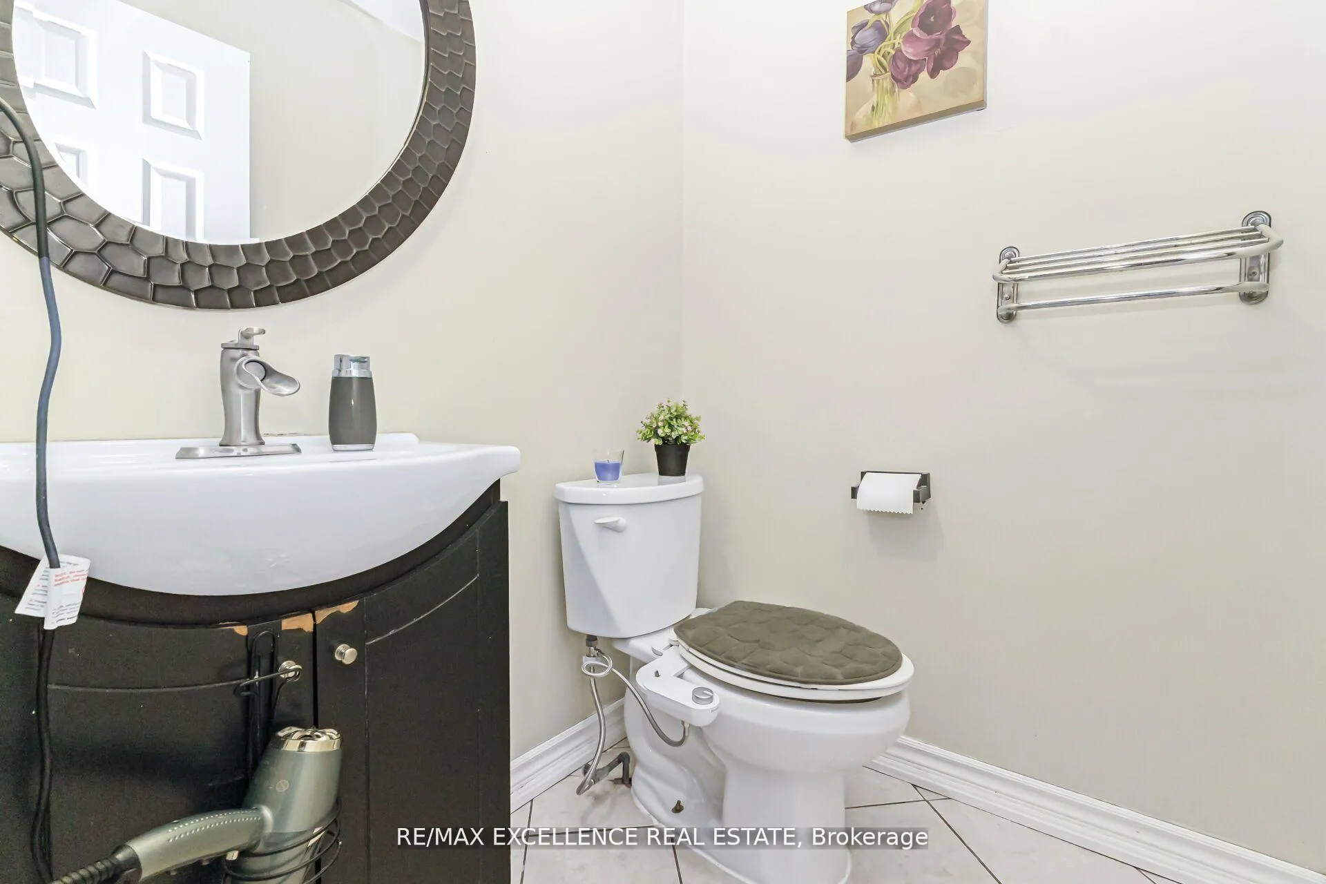 Photo 3 of 29 Faywood Drive, Brampton, Fletcher's West — HOMEH