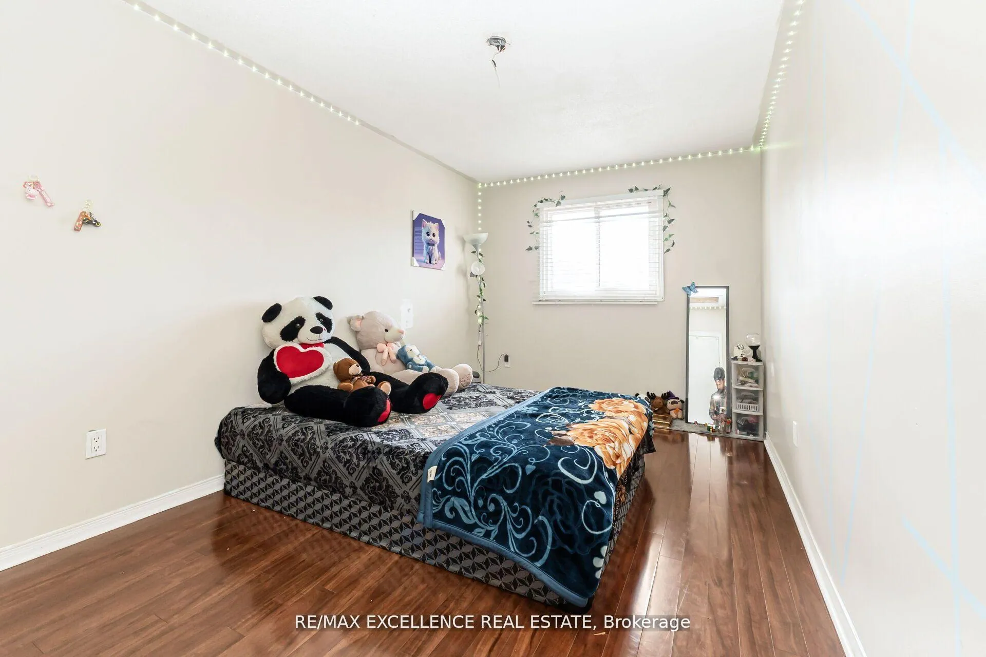 Photo 27 of 29 Faywood Drive, Brampton, Fletcher's West — HOMEH