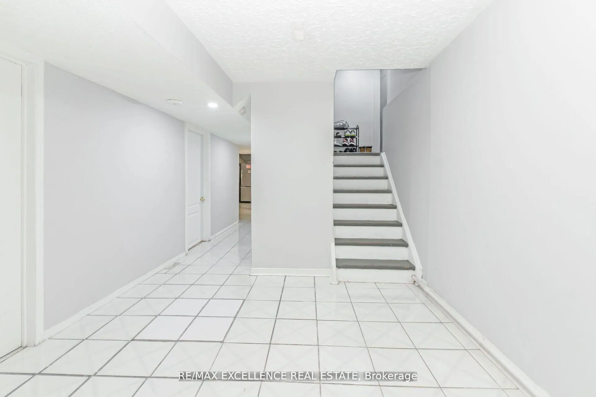 Photo 32 of 29 Faywood Drive, Brampton, Fletcher's West — HOMEH