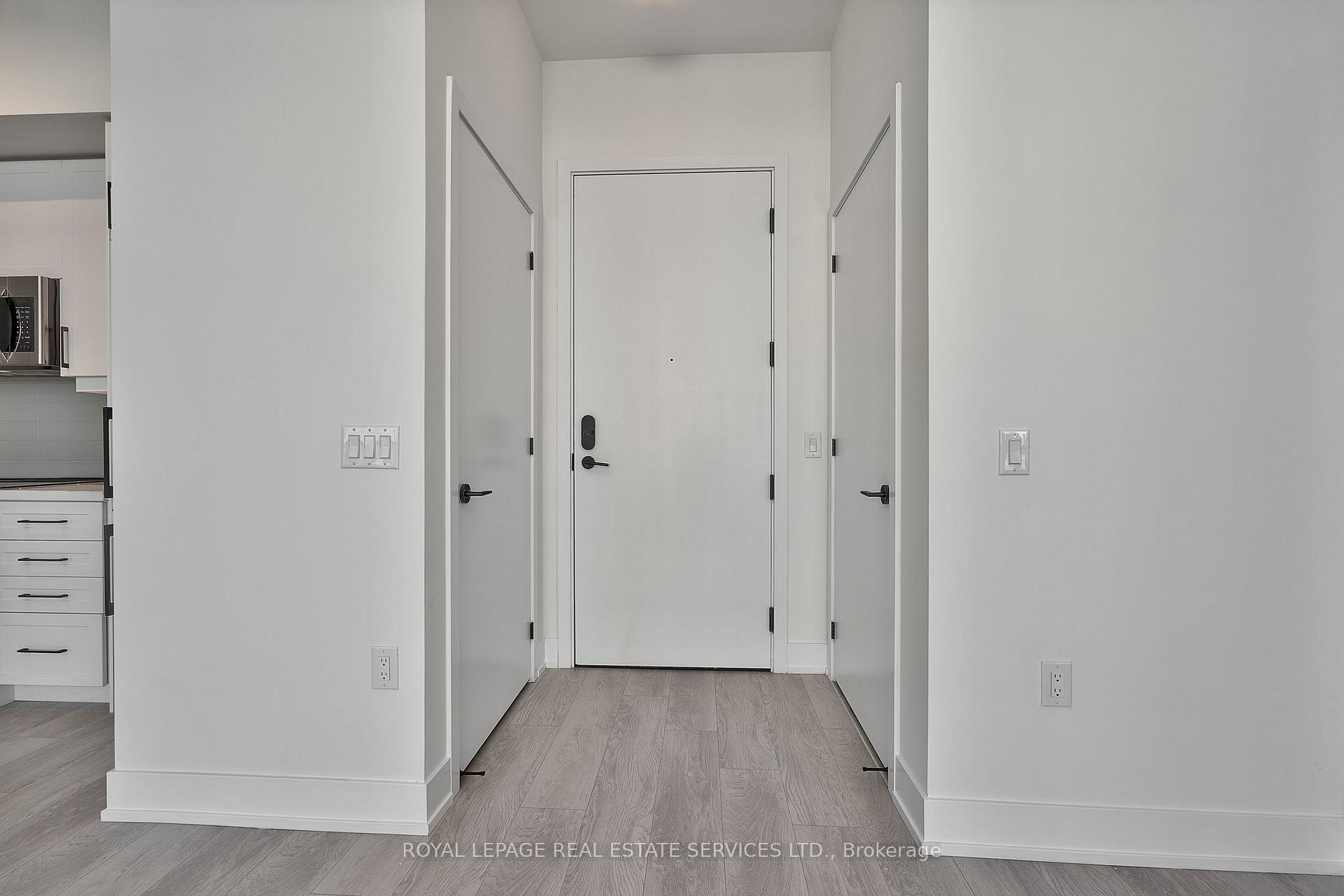 Photo 10 of Unit 821, 2450 Old Bronte Road, Oakville, Westmount — HOMEH