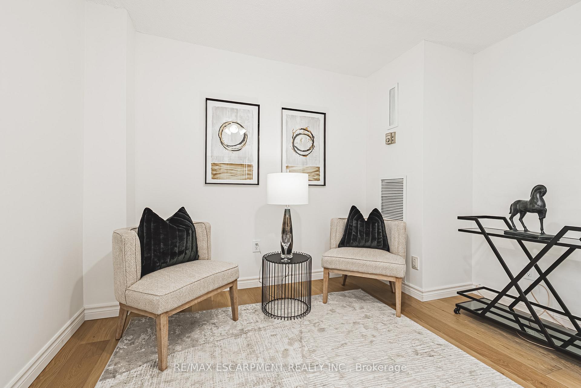 Photo 21 of Unit 808, 2055 Upper Middle Road, Burlington, Brant Hills — HOMEH