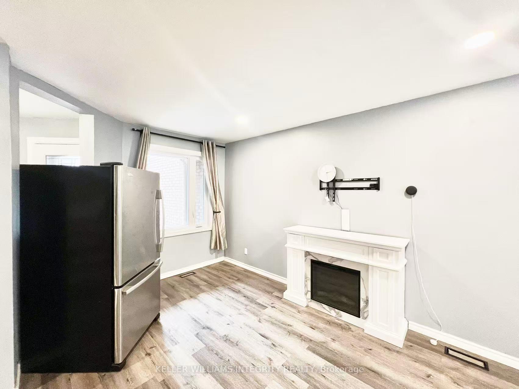 Photo 10 of 106 Whitegate Crescent, Ottawa, Barrhaven - Longfields — HOMEH