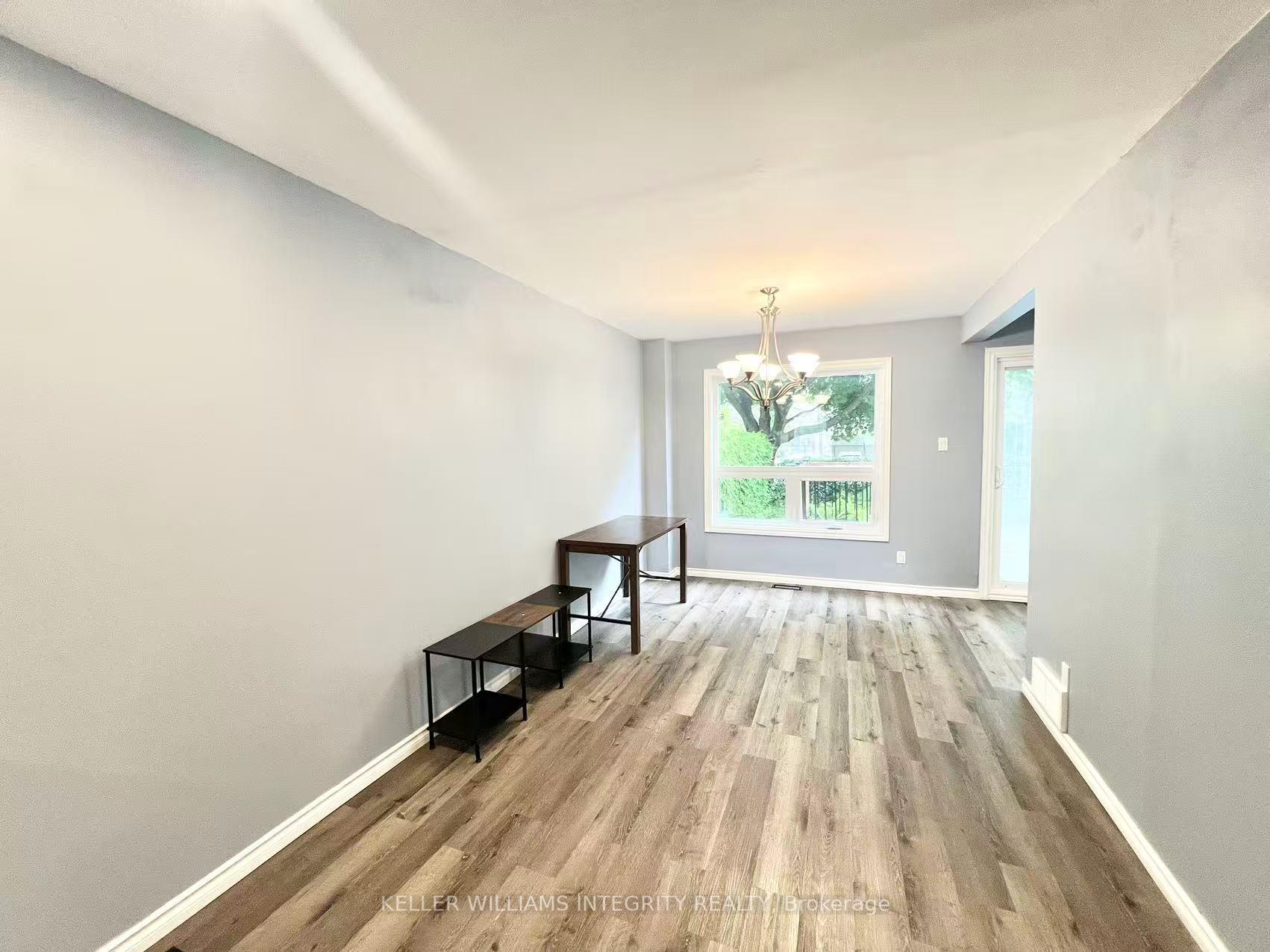 Photo 13 of 106 Whitegate Crescent, Ottawa, Barrhaven - Longfields — HOMEH
