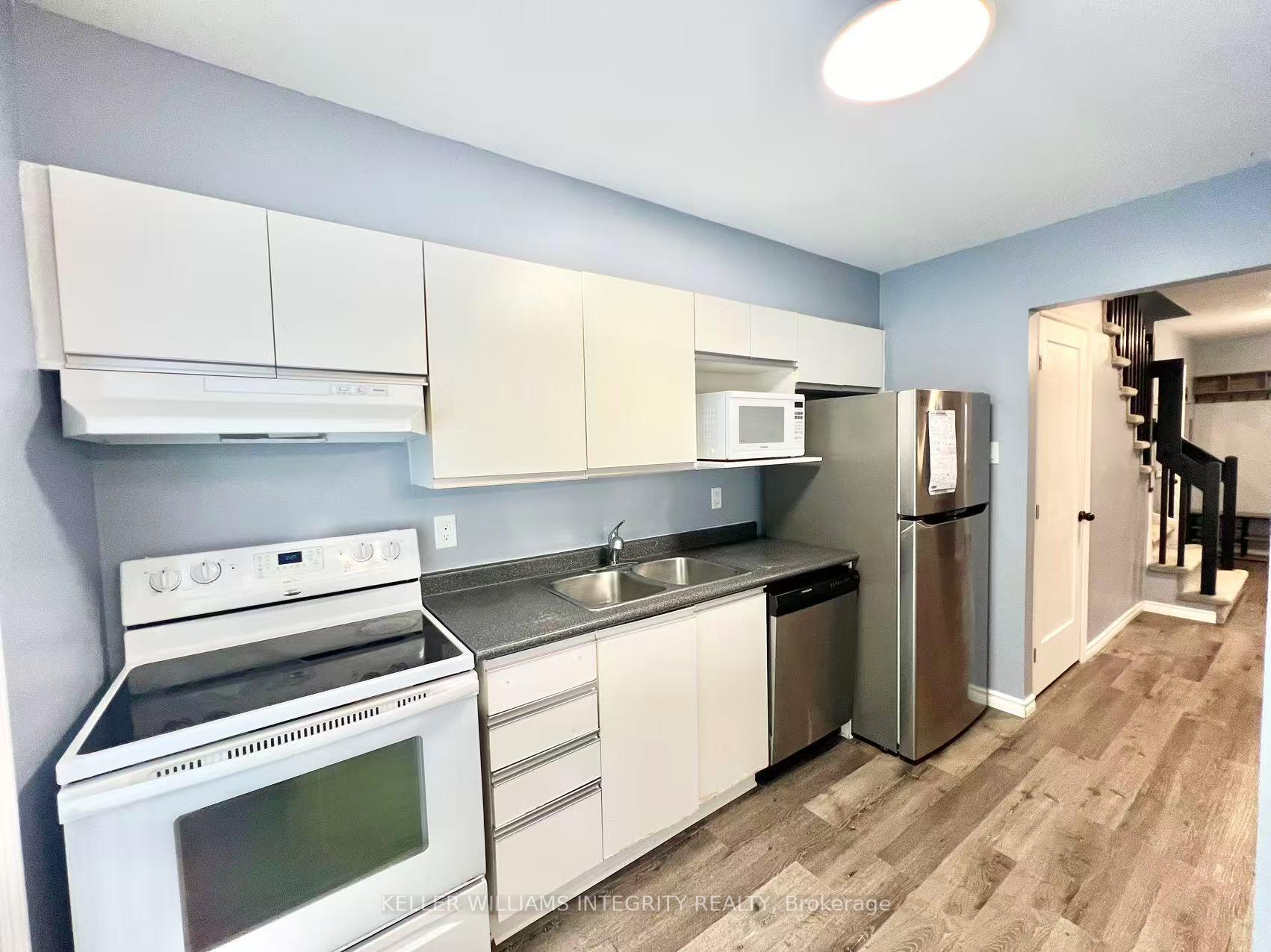 Photo 15 of 106 Whitegate Crescent, Ottawa, Barrhaven - Longfields — HOMEH