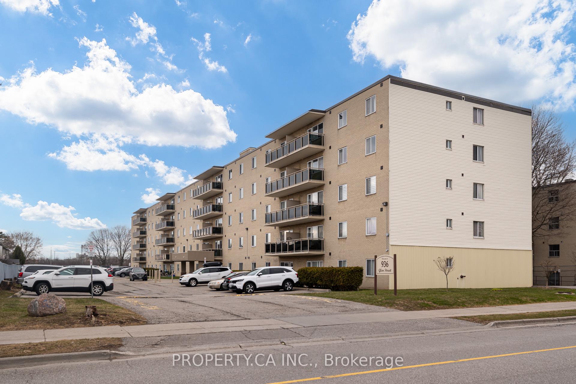 Front of Unit 312, 936 Glen Street