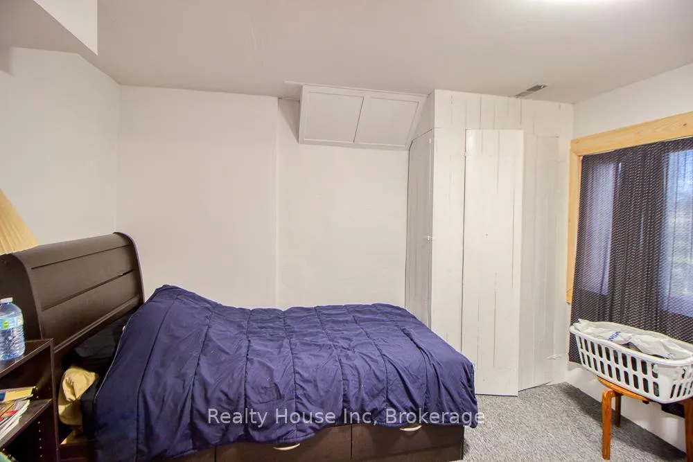 Photo 8 of 21871 Victoria Road, Chatham-Kent, Thamesville — HOMEH