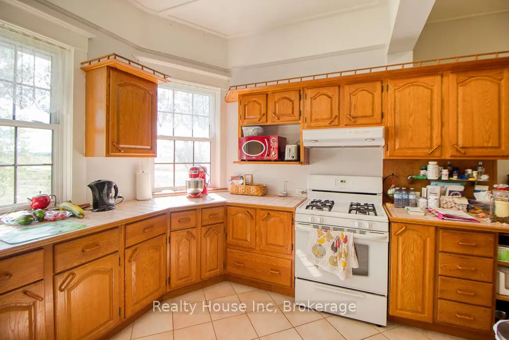 Photo 14 of 21871 Victoria Road, Chatham-Kent, Thamesville — HOMEH