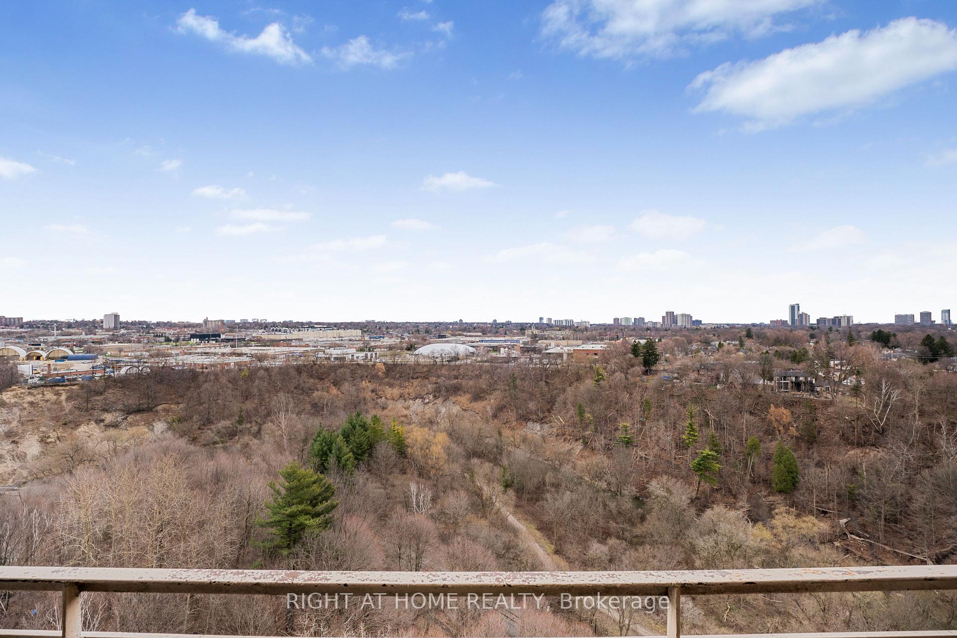 Photo 23 of Unit 1503, 60 Pavane Linkway, Toronto, Flemingdon Park — HOMEH