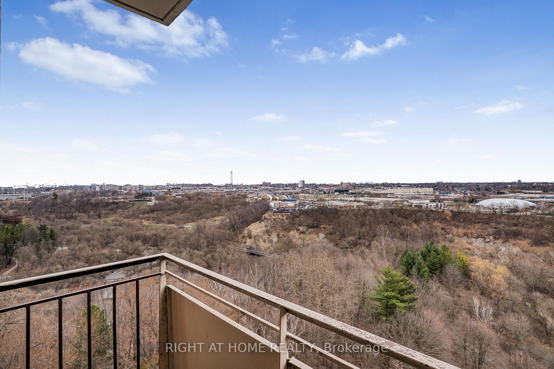 Photo 24 of Unit 1503, 60 Pavane Linkway, Toronto, Flemingdon Park — HOMEH