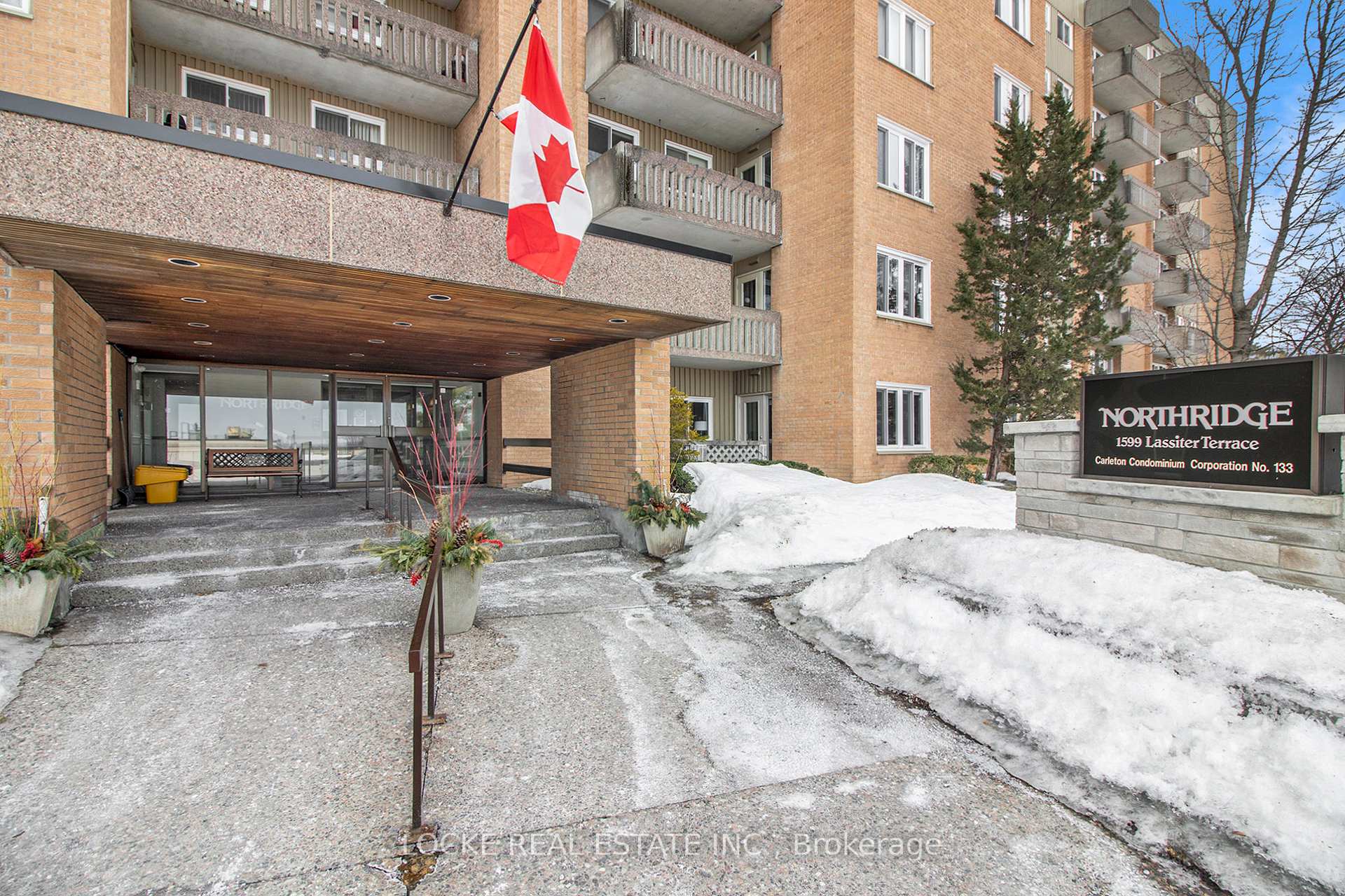 Front of Unit 516, 1599 Lassiter Terrace