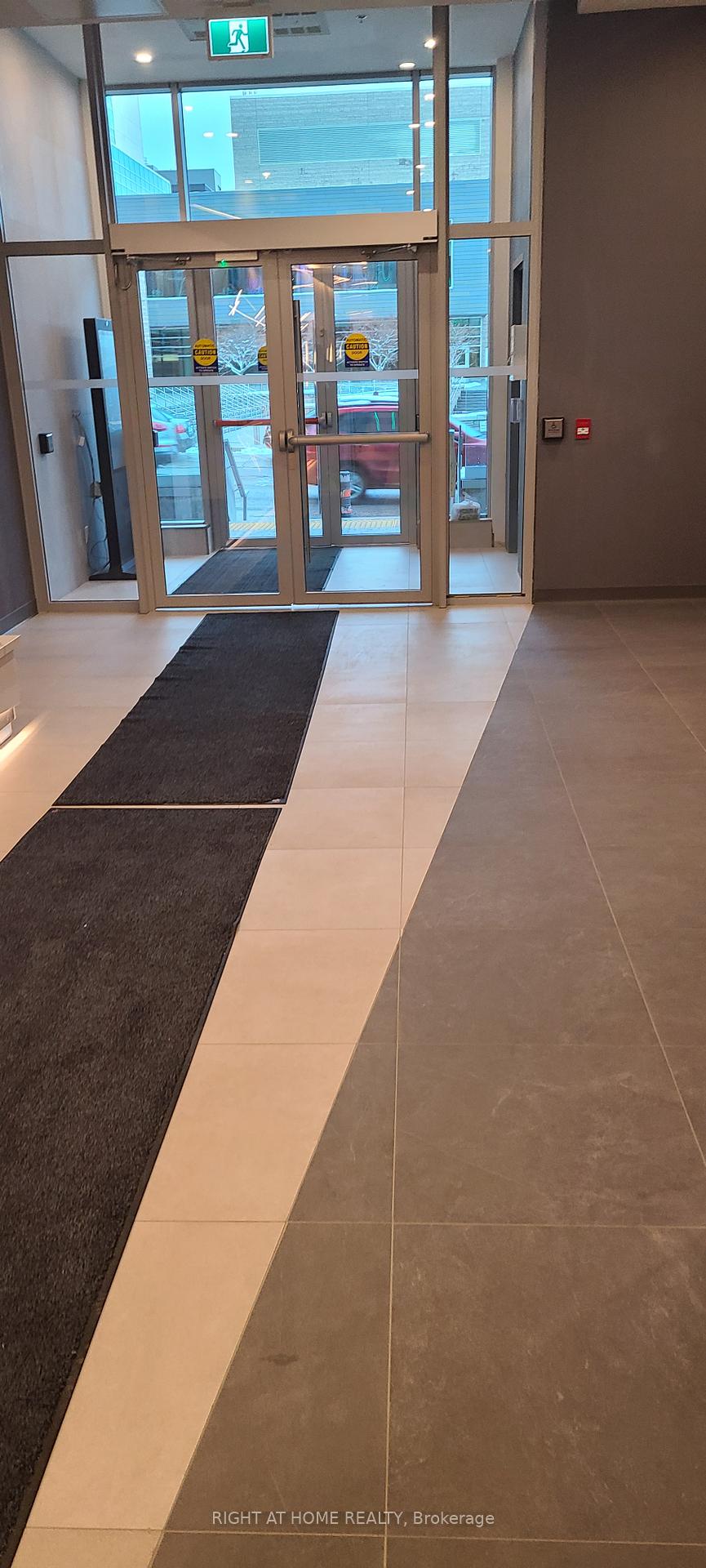 Photo 4 of Unit 3310, 60 Frederick Street, Kitchener, City Commercial Core — HOMEH