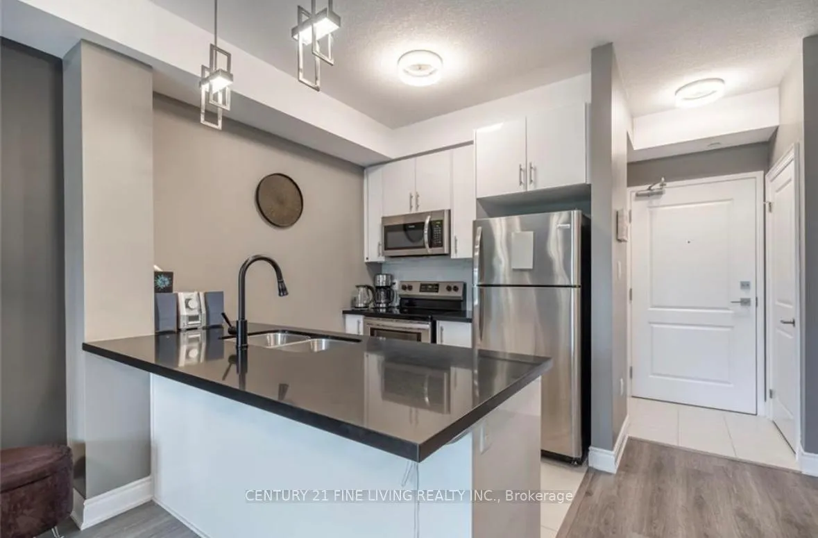 Photo 7 of Unit 326, 125 Shoreview Place, Hamilton, Lakeshore — HOMEH