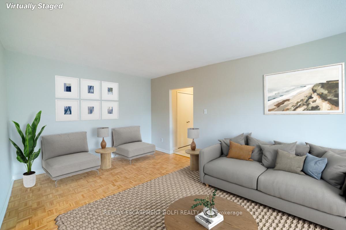 Photo 14 of Unit 6, 2433 First Street, Burlington, Brant — HOMEH
