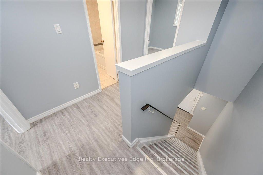 Photo 15 of Unit 7, 41 Rhonda Road, Guelph, Willow West/Sugarbush/West Acres — HOMEH