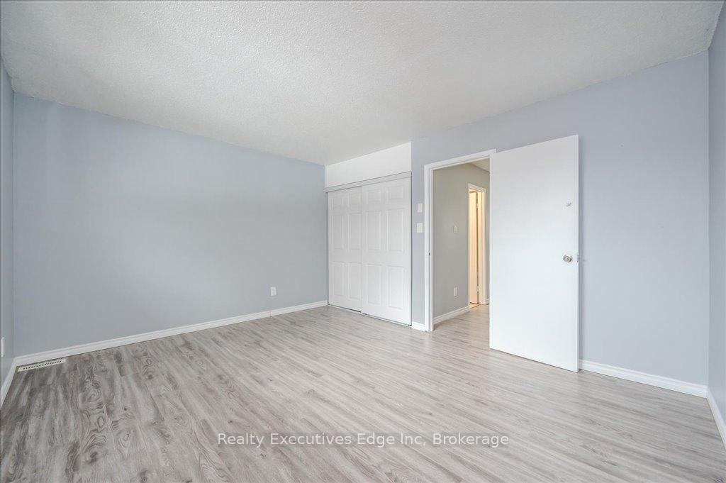 Photo 17 of Unit 7, 41 Rhonda Road, Guelph, Willow West/Sugarbush/West Acres — HOMEH