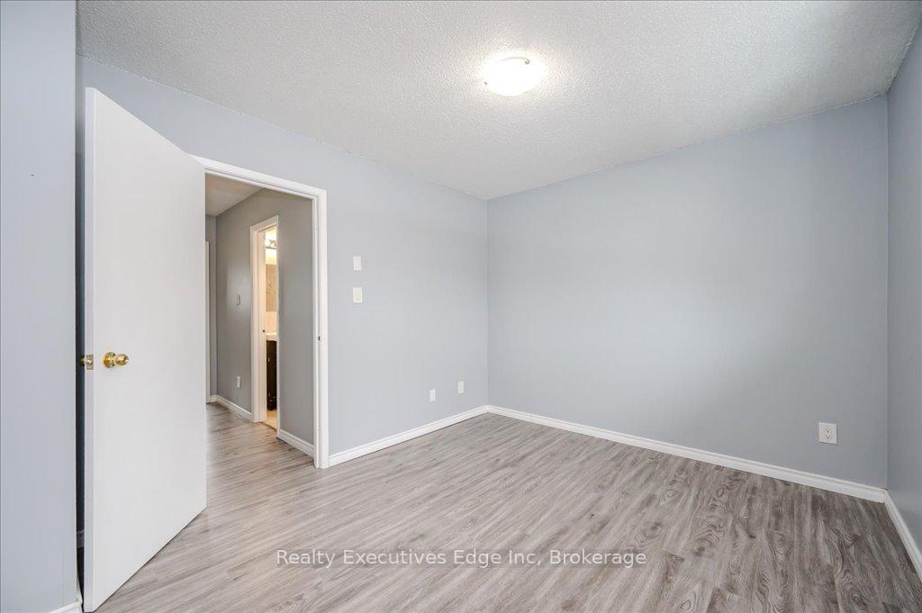 Photo 19 of Unit 7, 41 Rhonda Road, Guelph, Willow West/Sugarbush/West Acres — HOMEH
