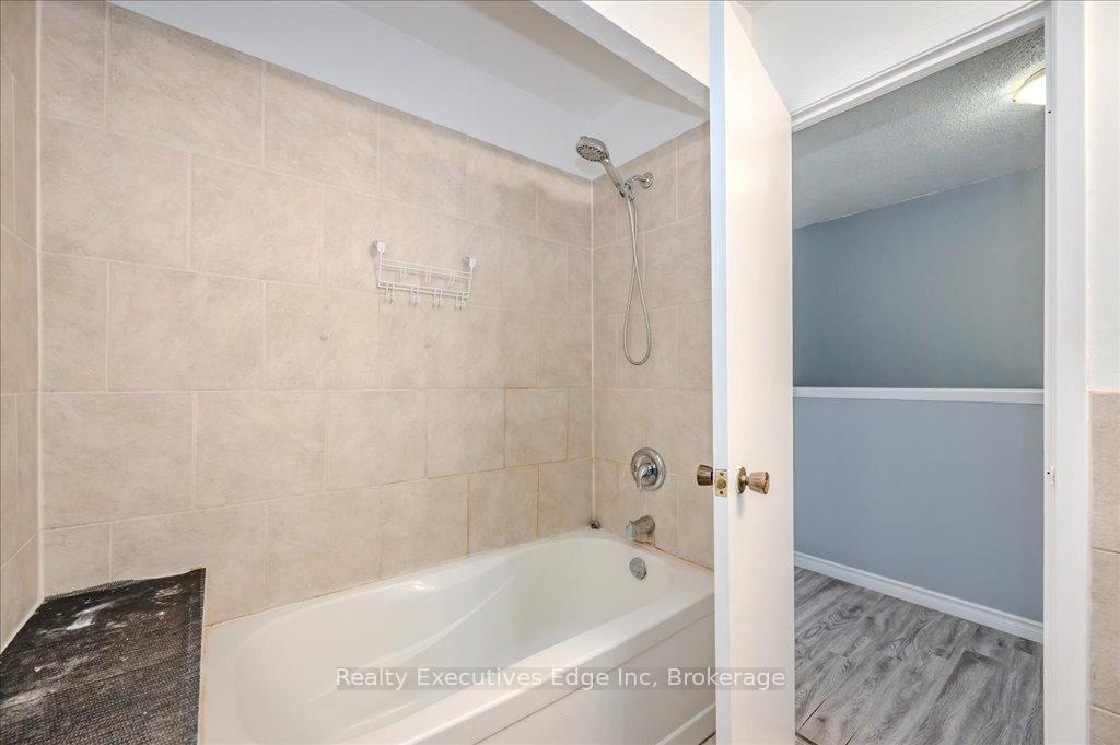 Photo 21 of Unit 7, 41 Rhonda Road, Guelph, Willow West/Sugarbush/West Acres — HOMEH