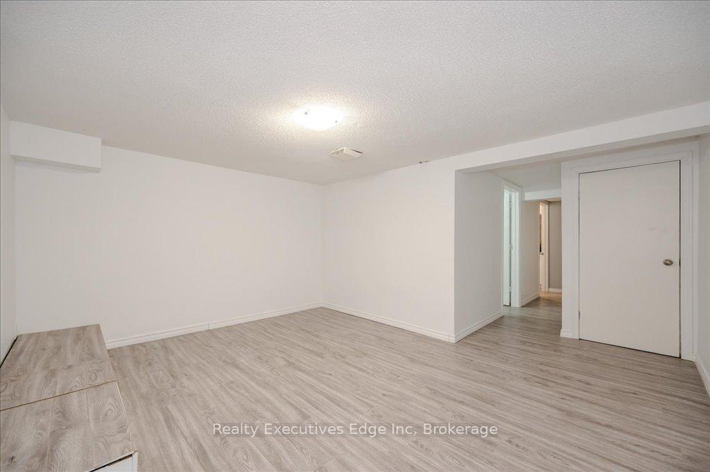 Photo 23 of Unit 7, 41 Rhonda Road, Guelph, Willow West/Sugarbush/West Acres — HOMEH