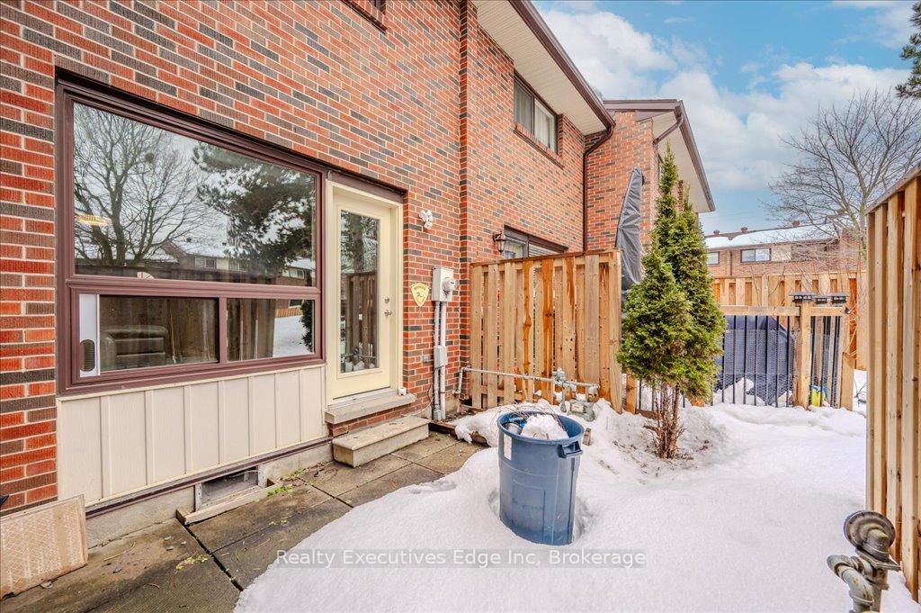 Photo 30 of Unit 7, 41 Rhonda Road, Guelph, Willow West/Sugarbush/West Acres — HOMEH