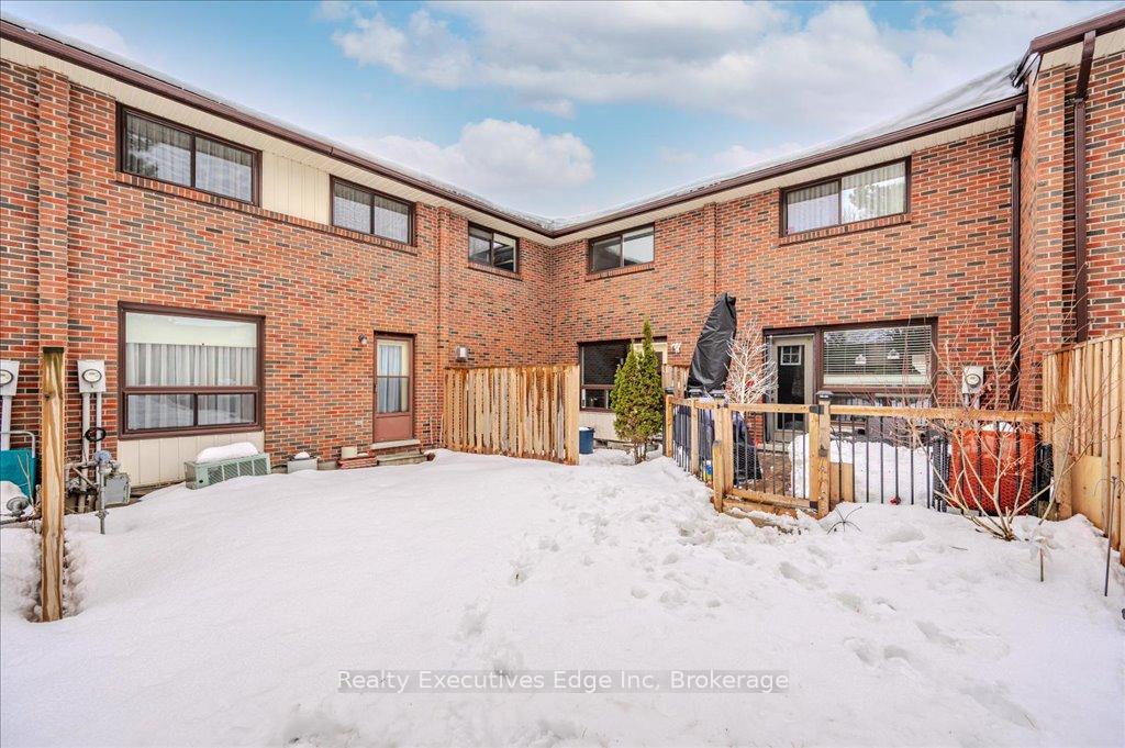 Photo 34 of Unit 7, 41 Rhonda Road, Guelph, Willow West/Sugarbush/West Acres — HOMEH