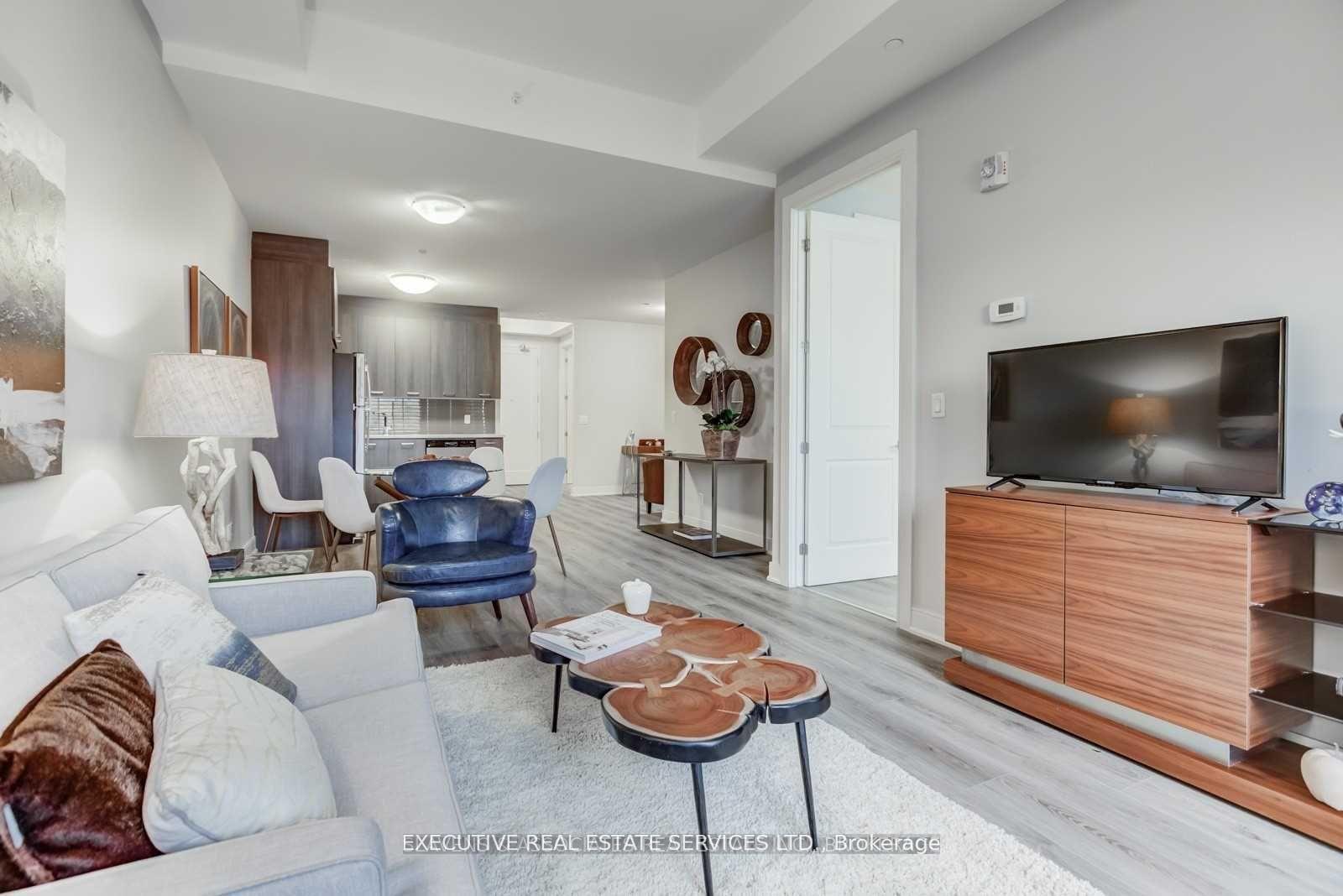 Photo 12 of Unit 807, 150 Main Street, Hamilton, Corktown — HOMEH