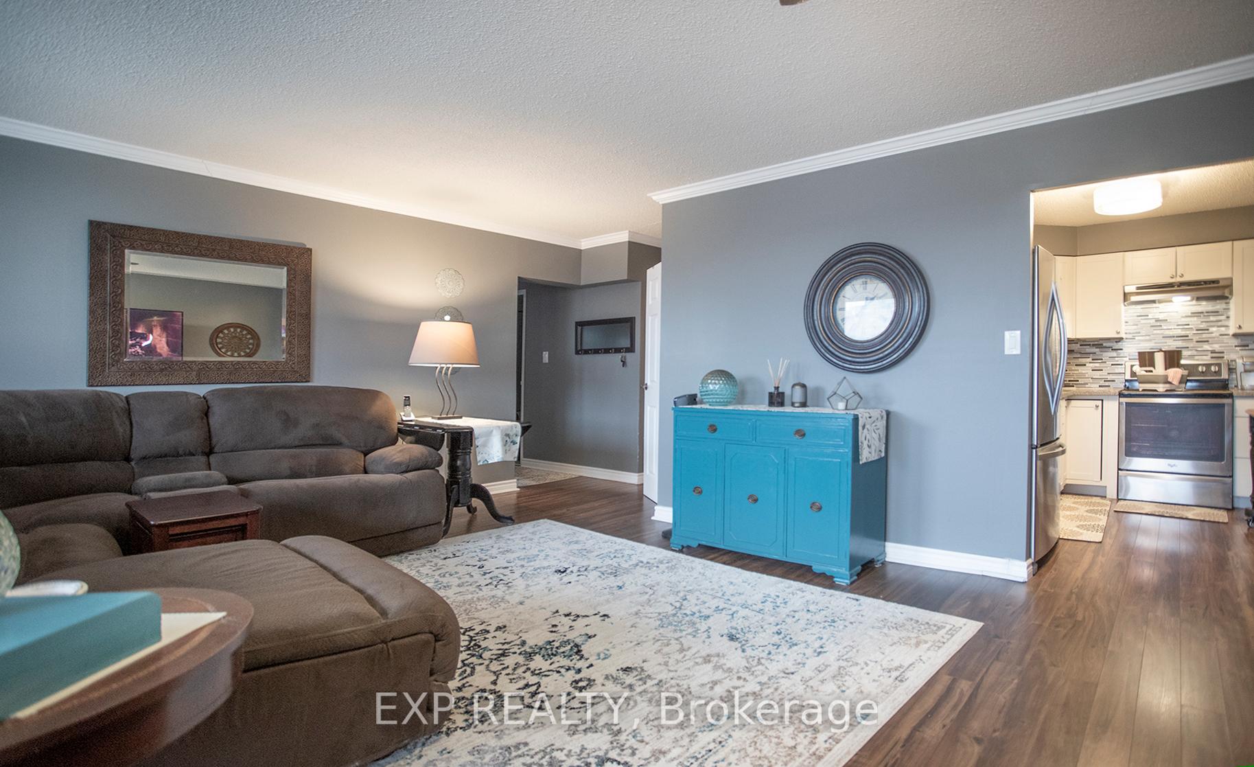 Photo 3 of Unit 305, 55 William Street E, Oshawa, O'Neill — HOMEH