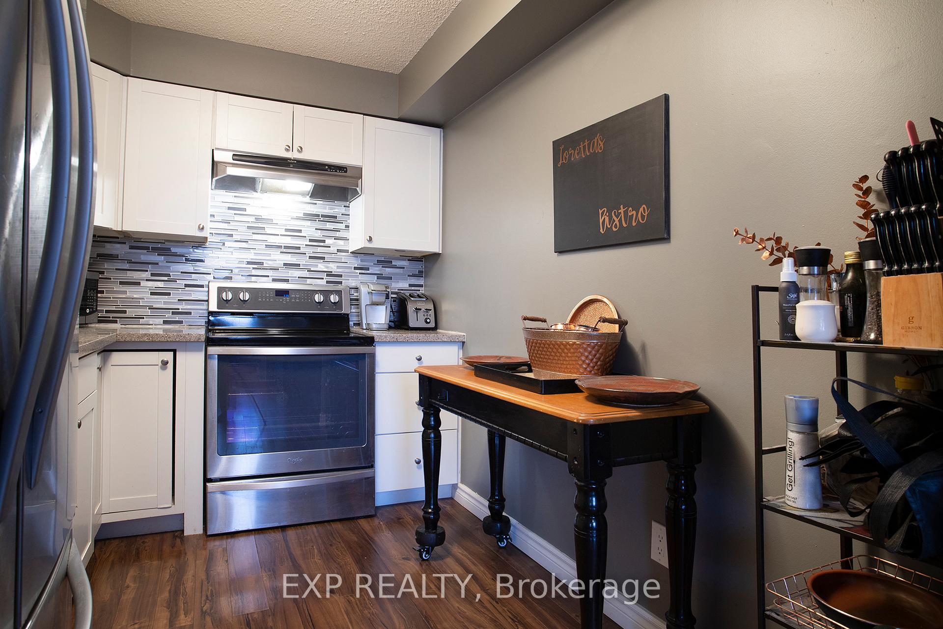 Photo 4 of Unit 305, 55 William Street E, Oshawa, O'Neill — HOMEH