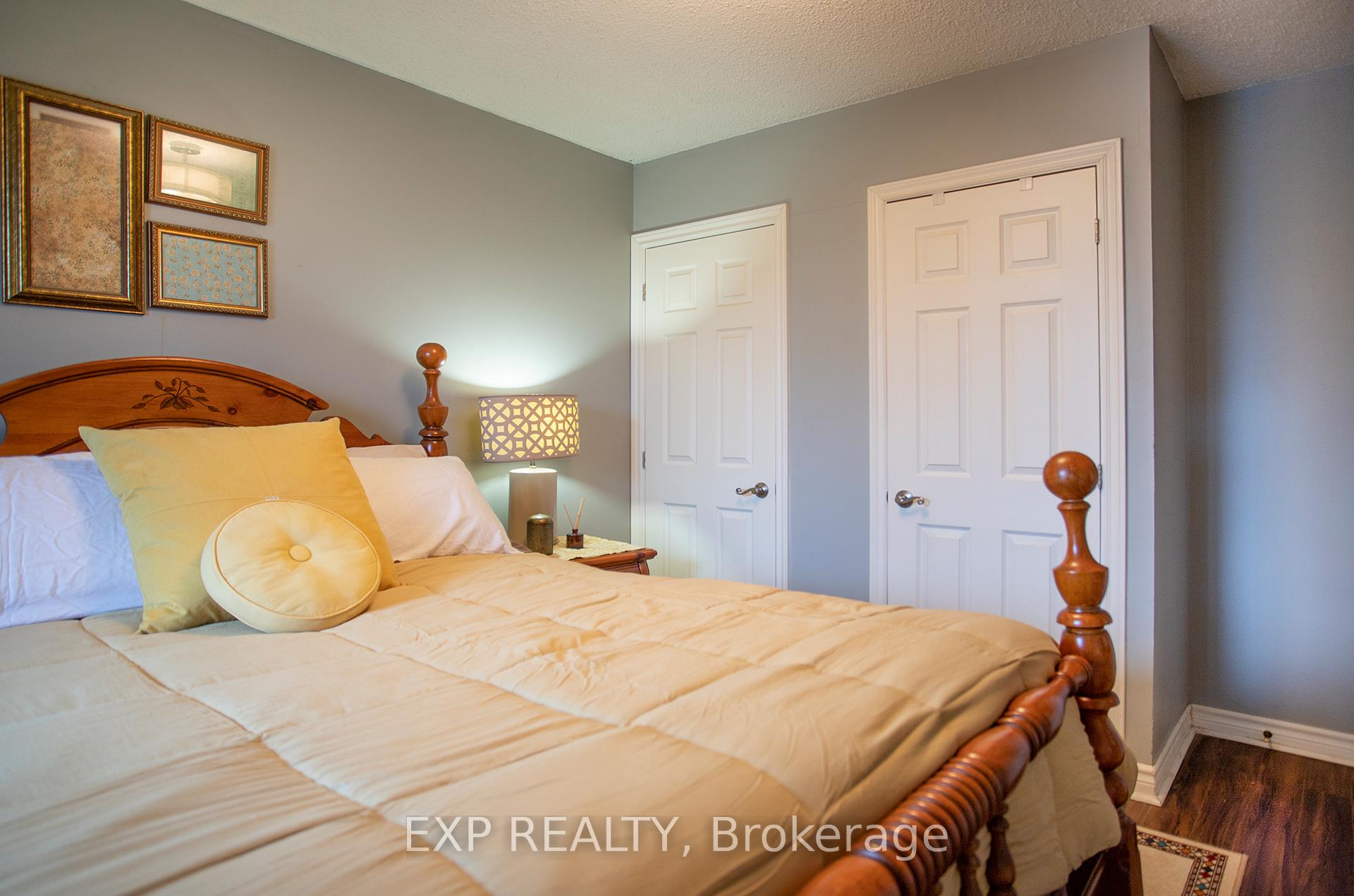 Photo 9 of Unit 305, 55 William Street E, Oshawa, O'Neill — HOMEH