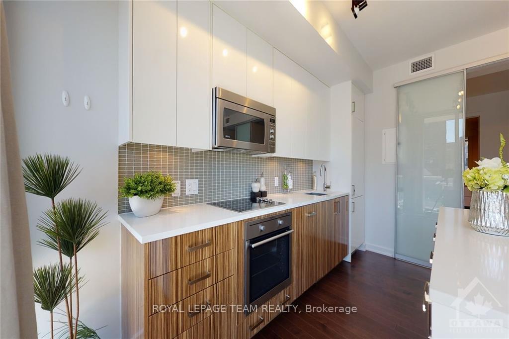 Photo 5 of Unit 306, 300 Lisgar Street, Ottawa, Ottawa Centre — HOMEH