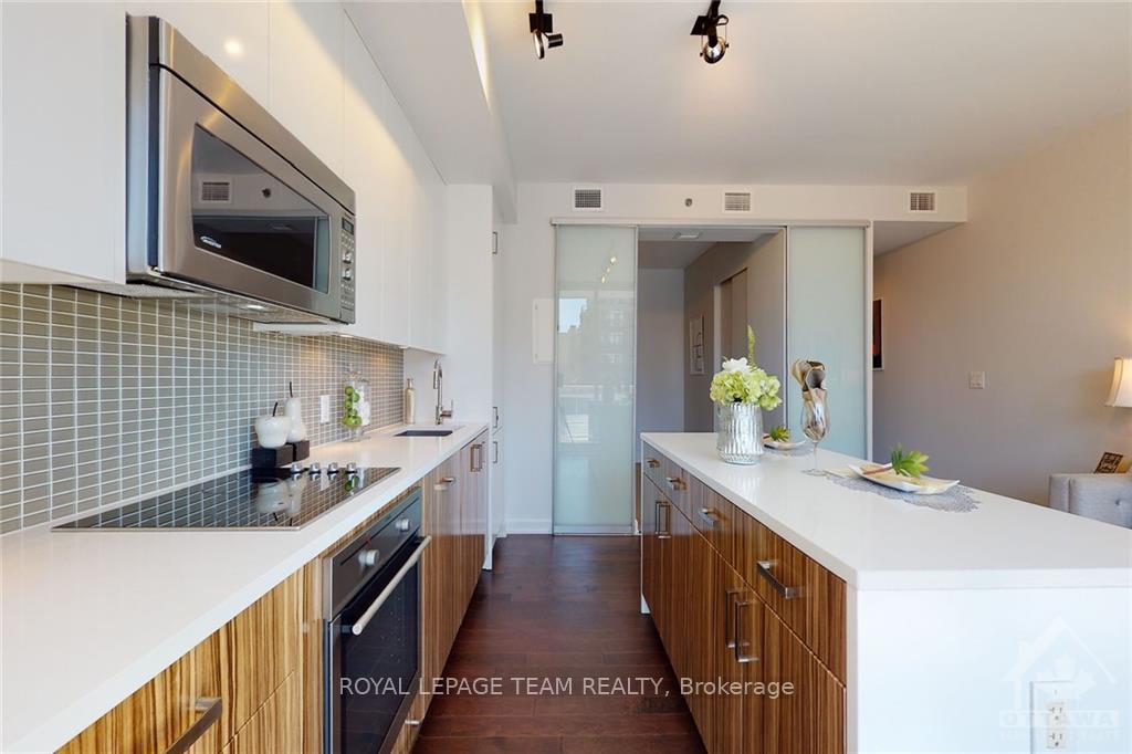 Photo 6 of Unit 306, 300 Lisgar Street, Ottawa, Ottawa Centre — HOMEH