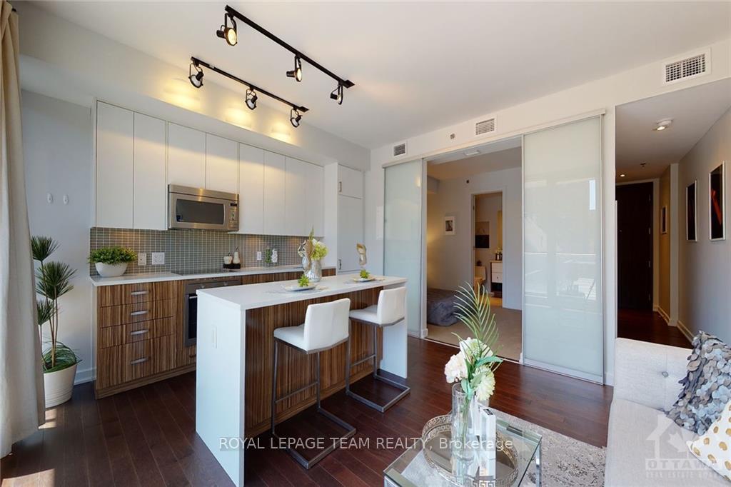 Photo 8 of Unit 306, 300 Lisgar Street, Ottawa, Ottawa Centre — HOMEH