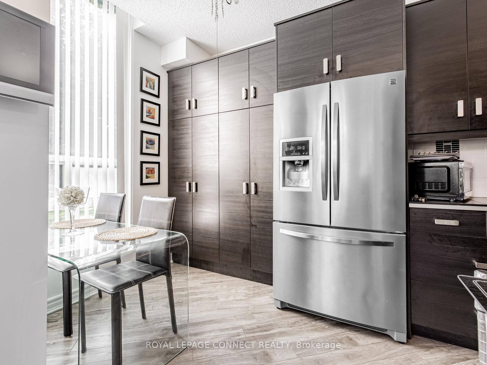 Photo 14 of Unit 122, 7905 Bayview Avenue, Markham, Thornhill — HOMEH