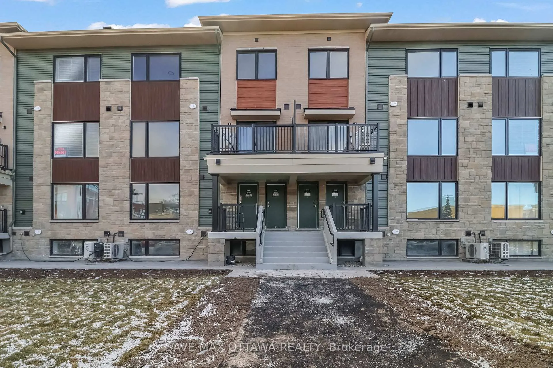 Photo 1 of Unit 06, 701 Glenroy Gilbert Drive, Ottawa, Barrhaven - Strandherd — HOMEH