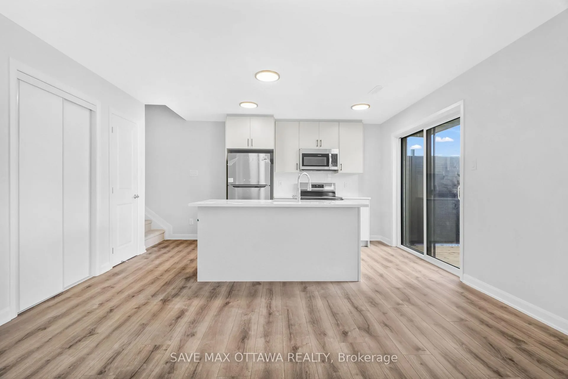 Photo 4 of Unit 06, 701 Glenroy Gilbert Drive, Ottawa, Barrhaven - Strandherd — HOMEH