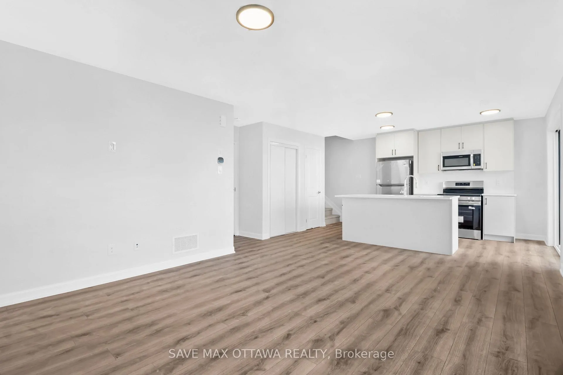 Photo 7 of Unit 06, 701 Glenroy Gilbert Drive, Ottawa, Barrhaven - Strandherd — HOMEH