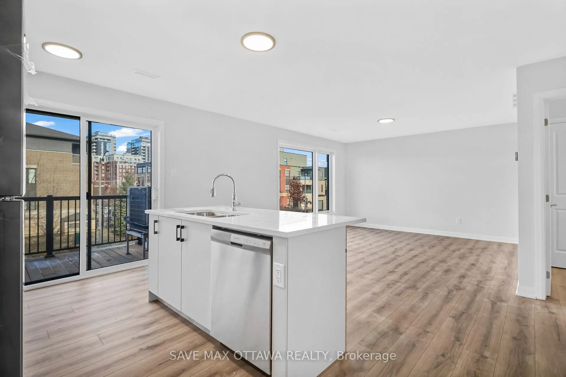 Photo 8 of Unit 06, 701 Glenroy Gilbert Drive, Ottawa, Barrhaven - Strandherd — HOMEH