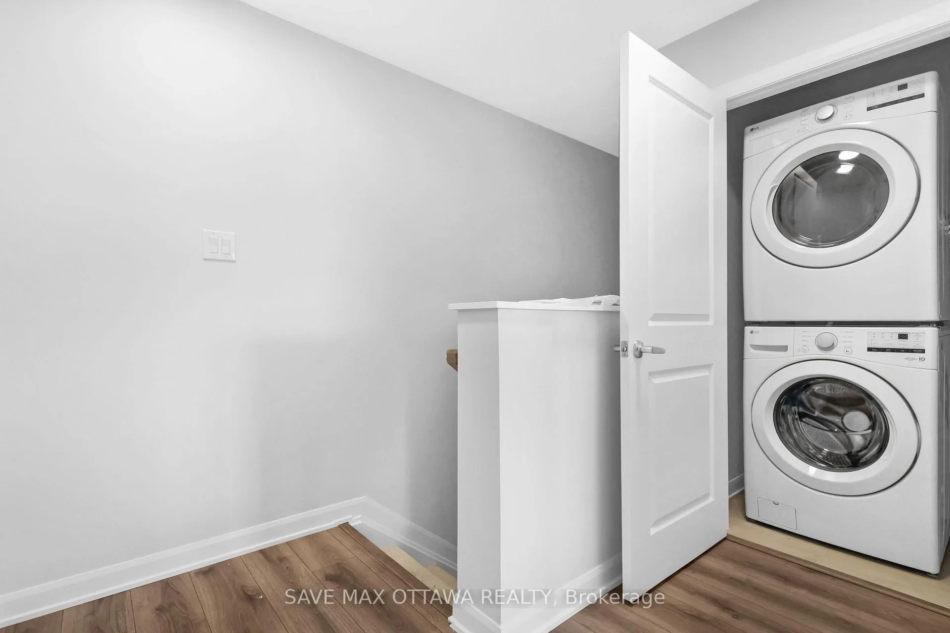 Photo 15 of Unit 06, 701 Glenroy Gilbert Drive, Ottawa, Barrhaven - Strandherd — HOMEH
