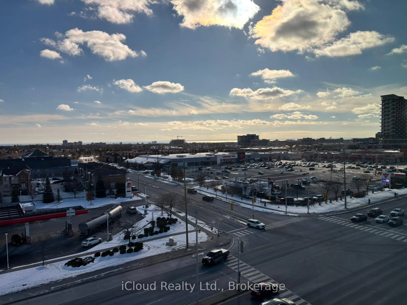 Photo 14 of Unit 708, 412 Silver Maple Road, Oakville, Joshua Meadows — HOMEH