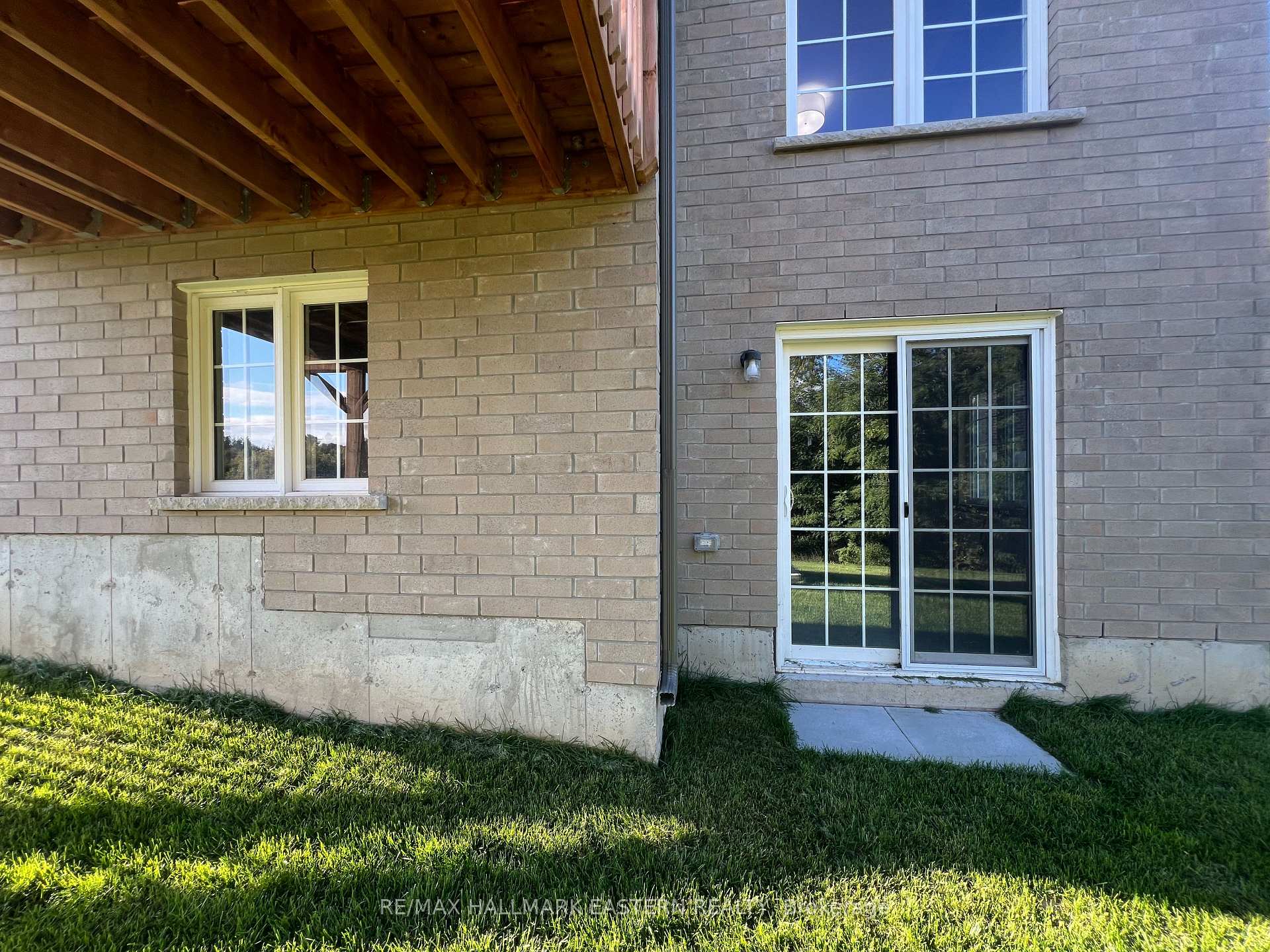 Photo 34 of 37 Coldbrook Drive, Cavan Monaghan, Cavan Twp — HOMEH