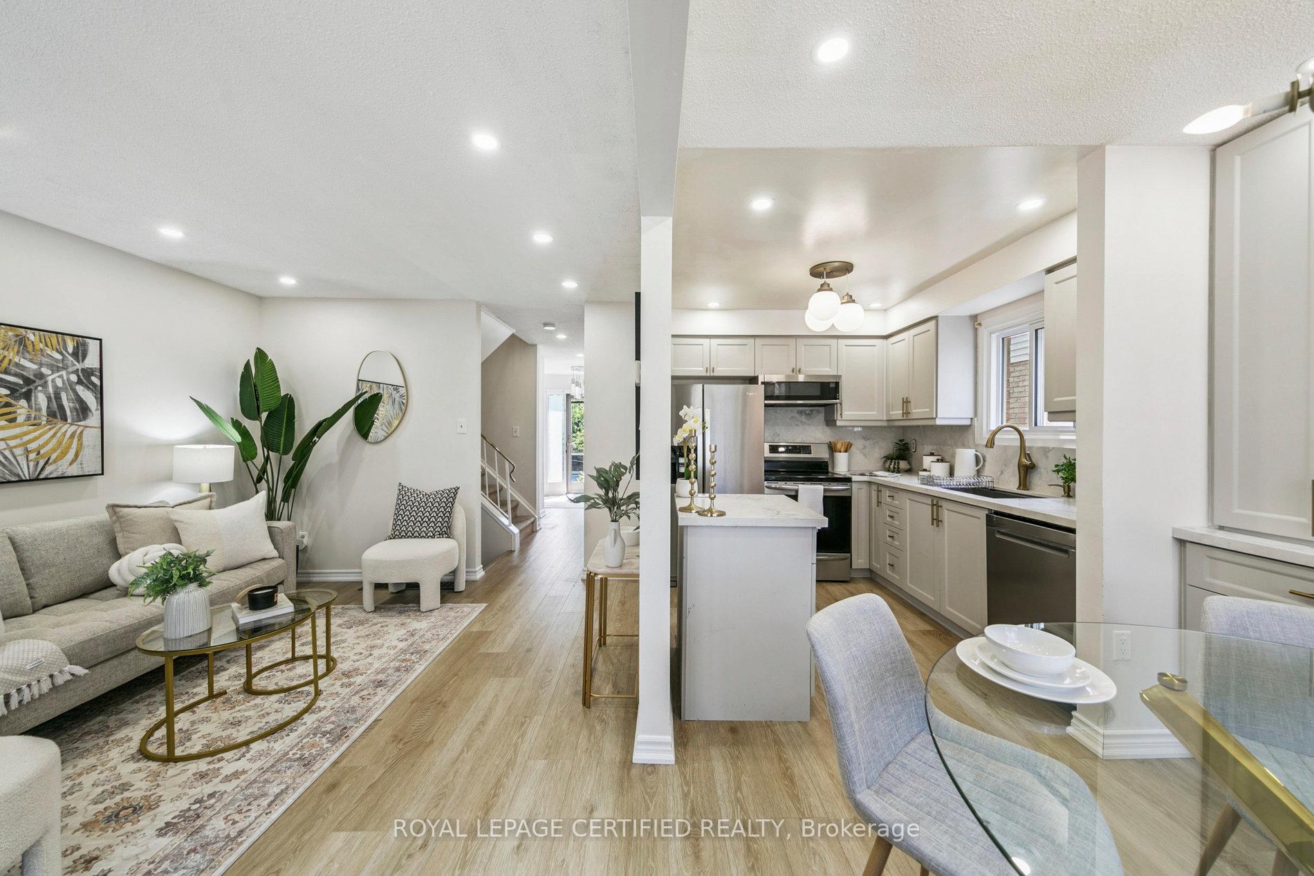 Photo 11 of Unit 3, 3455 Caplan Crescent, Burlington, Roseland — HOMEH