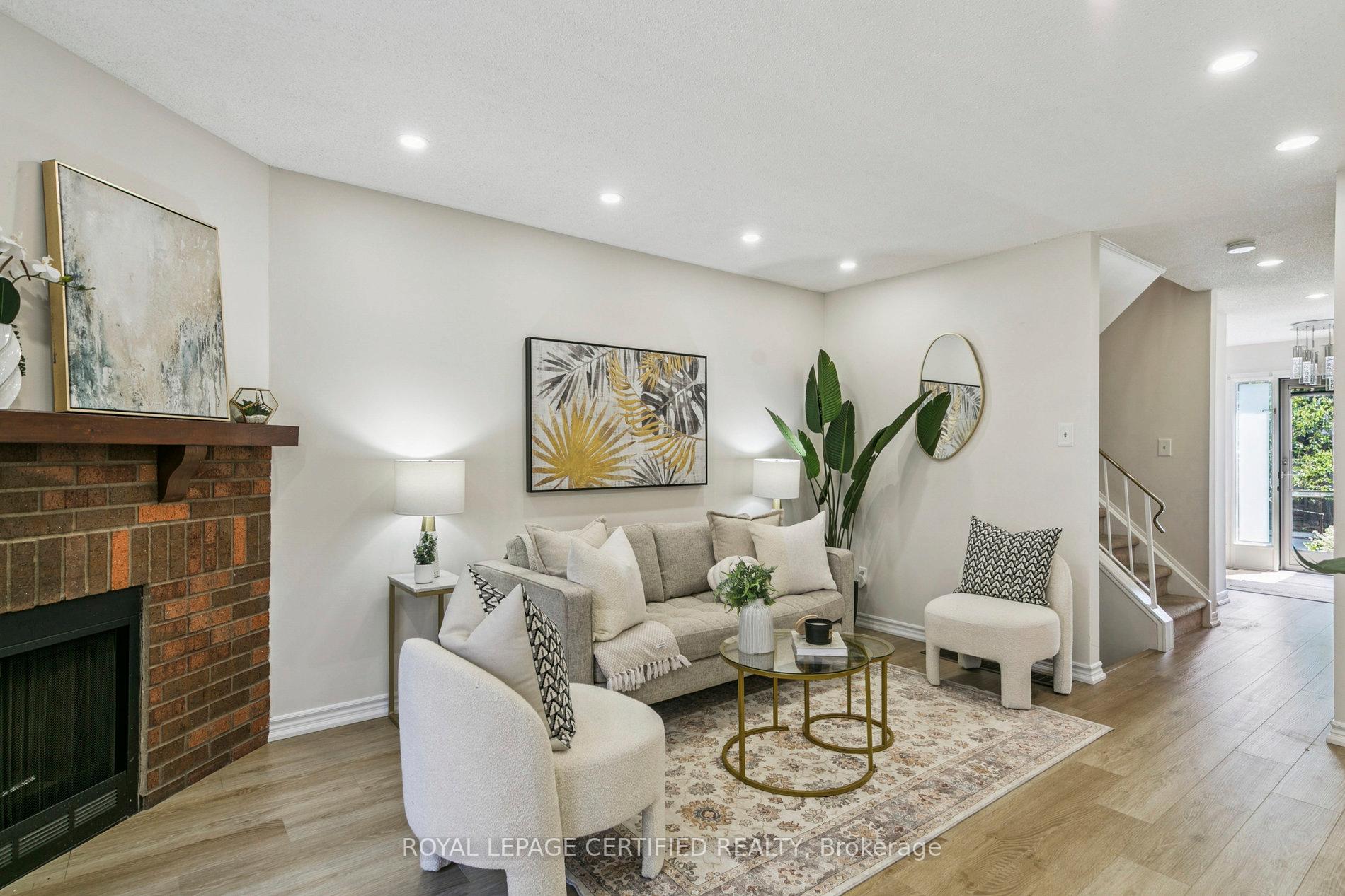 Photo 14 of Unit 3, 3455 Caplan Crescent, Burlington, Roseland — HOMEH